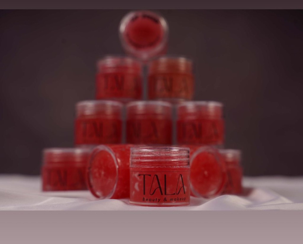 مقشر الشفاف